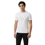 Guess Schwarzes Herren-T-Shirt aus Baumwolle mit kurzen Ärmeln und Rundhalsausschnitt, weißer Vorderseite und dezentem goldfarbenem Grafikdesign auf der Brust