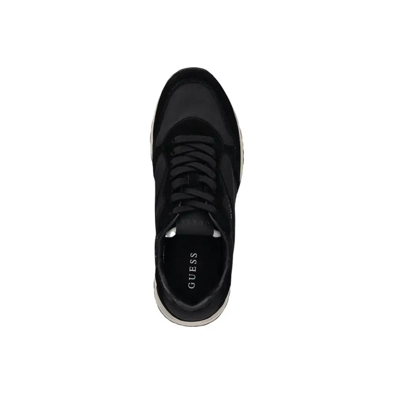 Guess Schwarze, sportliche Herren-Sneaker zum Hineinschlüpfen mit elegantem, modernem Design und Wildleder- sowie Synthetik-Overlays.