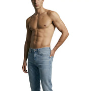 Jeans aus hell gewaschenem Denim von Guess Herrenhose mit klassischem Fünf-Taschen-Design und geradem Bein aus Baumwollstretch