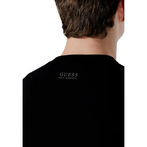 Schwarz Guess Kadir Tech Herren-Strickwaren Langarmpullover aus Stretchmaterial mit silberner Stickerei am Halsausschnitt