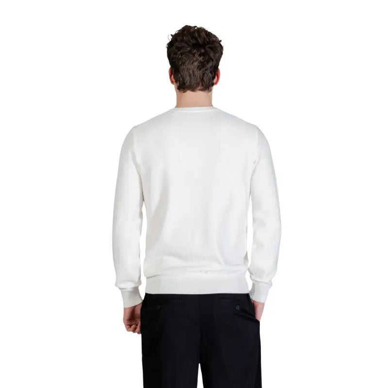 Guess Herren-Strickwaren Karim Beige Rundhalspullover in Weiß mit glatter Strickstruktur und gerippten Bündchen im Crewneck-Stil