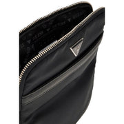 Guess Schwarze Milano Umhängetasche aus Polyester für Herren mit silbernem Reißverschluss und dreieckigem Logo-Emblem, 23 cm breit