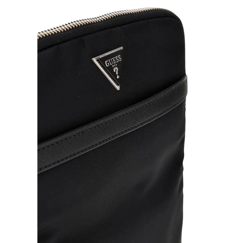 Schwarz guess Laptoptasche aus Nylon mit silbernem Dreieckslogo und Reißverschlussbesatz, entworfen für Herren von guess Mailand