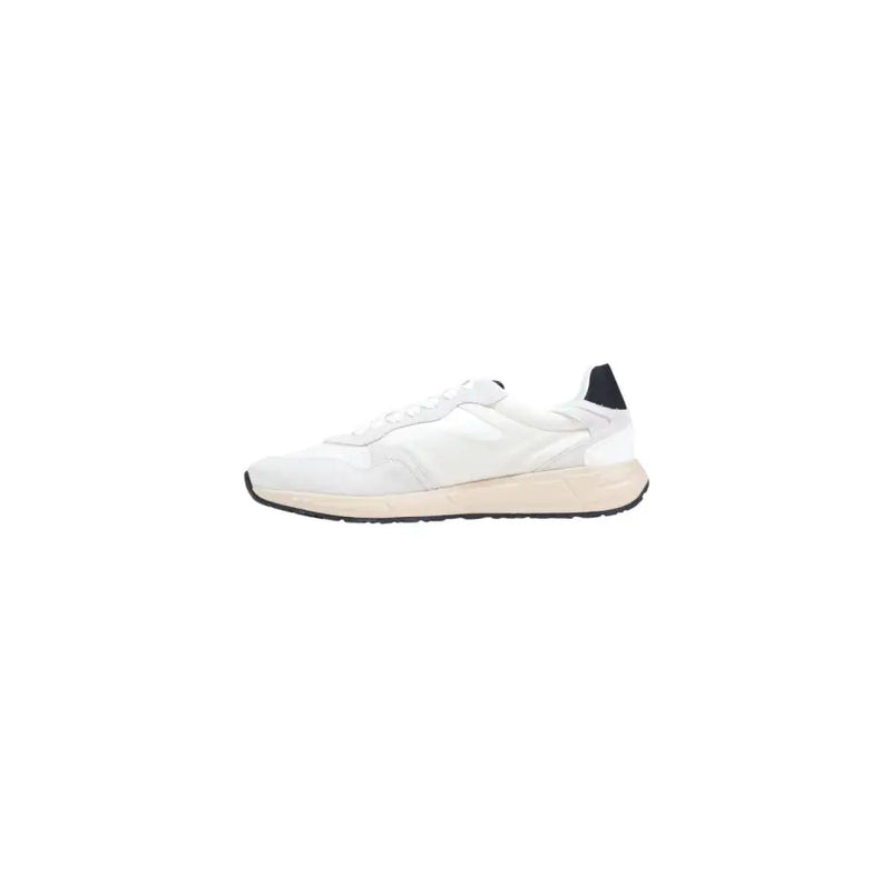 Guess Aria Herren-Sneaker, weiß, Schnürschuh mit schwarzer Fersenlasche und beiger Zwischensohle, Frühjahr/Sommer-Kollektion