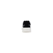 Schwarzes Wildleder Guess Herren-Sneaker mit weißer, klobiger Sohle aus der Elba Herbst-Winter-Kollektion