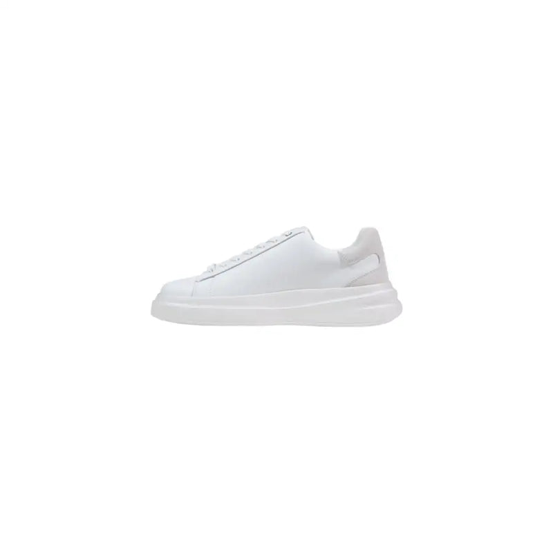 Weißes Leder Guess Herren-Sneaker mit klobiger Sohle und minimalistischem Design für sportlich-lässige Kleidung