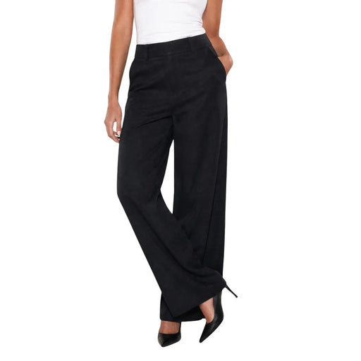 Guess Schwarze Damen-Viskosehose „Bastienne“ mit weitem Bein, elegantem Schnitt und dezenten Seitentaschen.