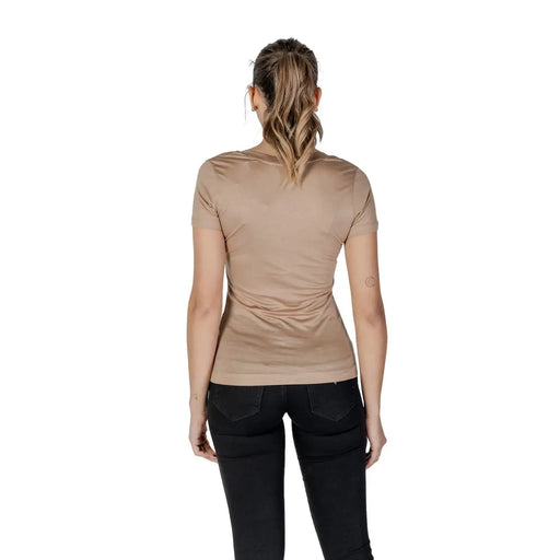 Beige short-sleeved fitted Guess women lyocell t shirt with a rounded neckline and v neck design