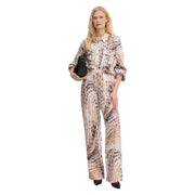 Guess Damen Dalia Fluid Jogginghose aus beigefarbenem Lyocell mit fließendem, langärmeligem Jumpsuit in sanftem Beige-Braun-Muster