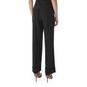 Guess Schwarze, strukturierte Damen-Hose aus Crêpe mit weitem Bein, taillierter Passform, umgeschlagenen Beinabschlüssen und Gürtel in der Taille