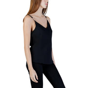 Schwarzer Satin Guess Frauenpanzer top mit V-Ausschnitt und zarten Kettenträgern aus Polyester für elegantes Tragen