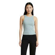 Guess Damen-Tanktop aus hellblauem, geripptem Polyester top ärmelloses Design mit Rundhalsausschnitt und kleiner Logo-Stickerei auf der Brust