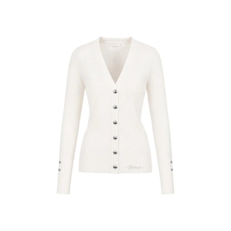 Ein cremefarbener guess Weiße Damen-Strickjacke aus Viskose mit langen Ärmeln, V-Ausschnitt und silbernen Knöpfen auf der Vorderseite