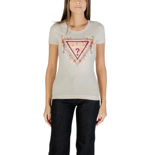 Light gray short-sleeve T-shirt with floral Guess logo and round neck for women