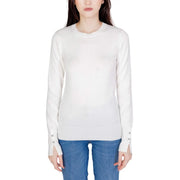 Guess women white long cotton knit sweater with ribbed cuffs and buttons