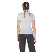 Guess weißes, kurzärmeliges Damen-T-Shirt mit Rundhalsausschnitt t-shirt mit einer eleganten, hellgrauen, figurbetonten Silhouette und geripptem Halsausschnitt