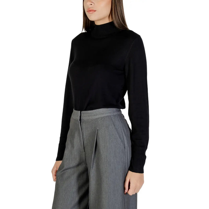 Ichi Schwarzer, hochgeschlossener, langärmeliger Strickpullover für Damen top aus Viskosemischung mit komfortablem Strickdesign
