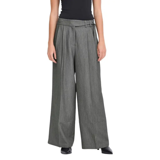 Ichi womens gray pleated wide-leg trousers with belt and pockets