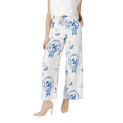 Ichi women’s white wide-leg trousers with blue and green traditional chinese porcelain-inspired circular patterns