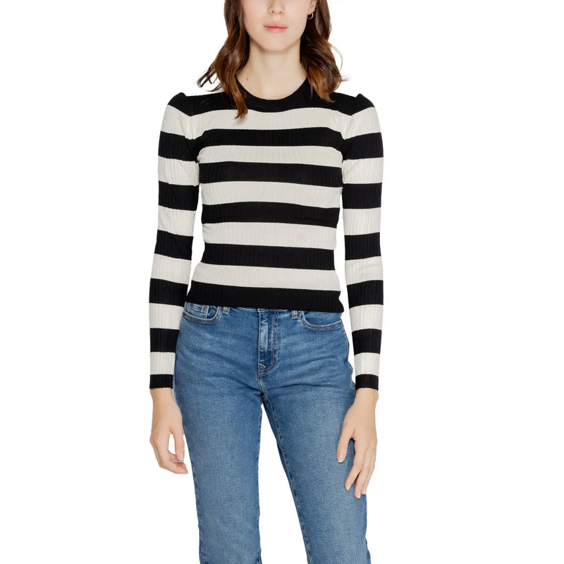 Jacqueline de yong black and white striped long sleeve knitwear with ribbed cuffs made of soft knit fabric