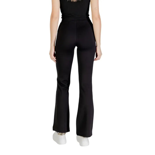 Jacqueline De Yong black high-waisted flared trousers in sleek fabric