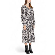 A flowing long-sleeved midi dress by Jacqueline de Yong in grey leopard print with v neck detail