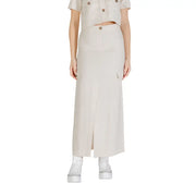 Beige high-waisted midi skirt with side pockets and front slit in viscose by jacqueline de yong for women