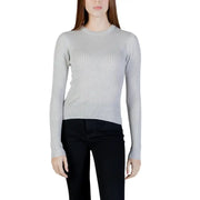 Jacqueline De Yong Silbernes, geripptes Strickoberteil mit langen Ärmeln und Rundhalsausschnitt top