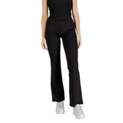 Schwarze Viskosehose für Damen von Jacqueline de Yong mit hohem Bund und ausgestelltem Bein aus glattem, dehnbarem Stoff