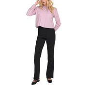 A soft pink cotton long-sleeved Jacqueline de Yong women’s shirt with a classic collar and front pleats