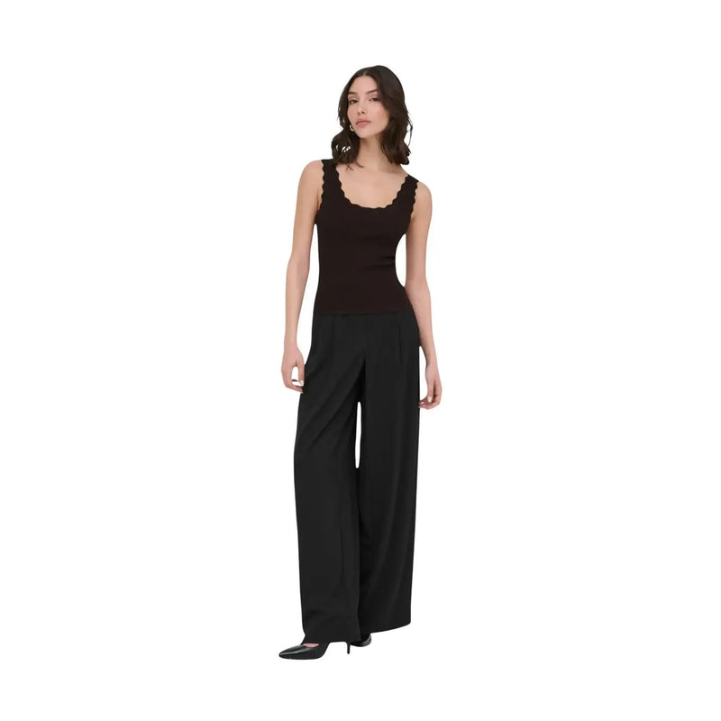 Schwarzes ärmelloses Tanktop top mit geschwungenem Ausschnitt und passender, weit geschnittener Hose aus der Damenkollektion von Jacqueline de Yong