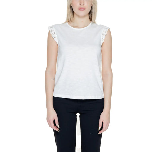 Ärmelloses Tanktop aus weißer Baumwolle top von Jacqueline de Yong mit zarter Spitzenborte an den Schultern
