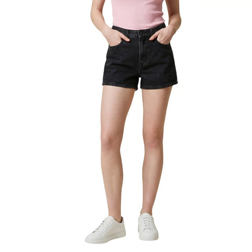 Schwarze, hochgeschnittene Baumwoll-Denim-Shorts von Karl Lagerfeld mit klassischem Fünf-Taschen-Design und ausgefranstem Saum