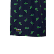 Lacoste Herren-Badeshorts aus Polyester mit blauem Print in Dunkelblau mit grünen Krokodil-Logos und gesticktem Logo unten links