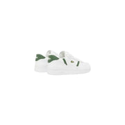 Lacoste Herren-Sneaker in Weiß und Grün mit Obermaterial aus Leder, klassischem Design und charakteristischen Krokodil-Logo-Akzenten.