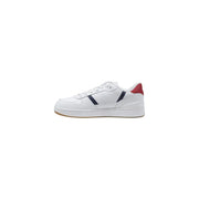 Weiße Lacoste-Sneaker für Herren aus Leder mit marineblauen und roten Akzenten – perfekt für den Frühling.