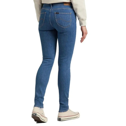Lee Damen-Jeans, Rückansicht mit dem ikonischen Levi's-Aufnäher