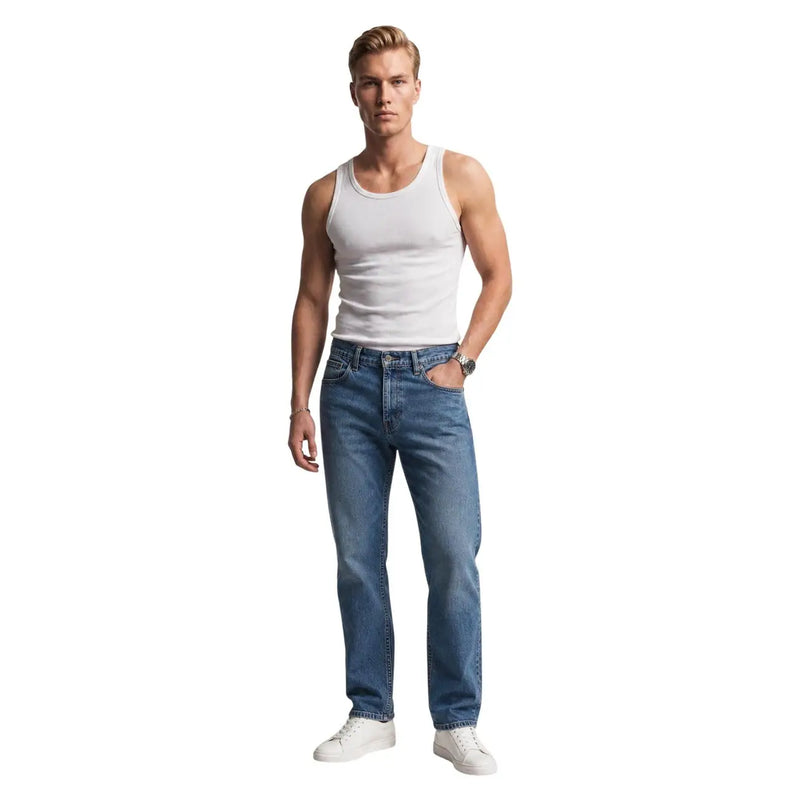 Classic blue Levi’s men jeans with straight-leg cut and traditional stitching in cotton lyocell blend fabric