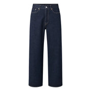 Levi's Herrenjeans aus dunkelindigofarbenem Baumwolldenim mit geradem Bein und klassischem Fünf-Taschen-Design, Vorderansicht
