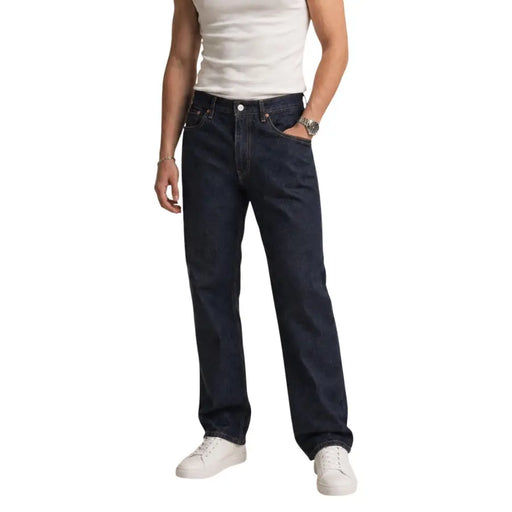 Levi's Herrenjeans, klassisch blau, aus Baumwolle, mit Reißverschluss und Knopf, aus dunkelindigofarbenem Denim, mit fünf Taschen und robusten Nähten