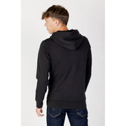 Schwarzer Levi's Herren-Sweatshirt-Hoodie aus Baumwolle mit Reißverschluss, weichem, glattem Stoff und gerippten Bündchen und Saum.