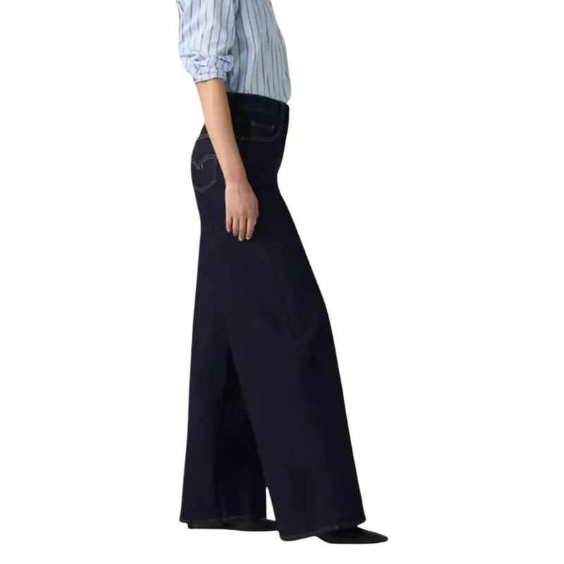 Schwarze Levi's Damen-Jeans aus Baumwollmischgewebe mit dunkelblauem Denim, weitem Bein, Fünf-Taschen-Design und dezenten Ziernähten
