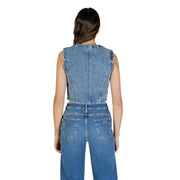 Hellblaue, ärmellose Weste aus Bio-Baumwolle mit Knopfleiste und Taschen