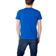 Bright blue short-sleeved crew neck t-shirt made of soft cotton for casual wear from US Polo Assn