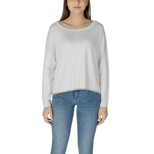 Liu Jo white long sleeve round neck knitwear in soft light gray relaxed fit