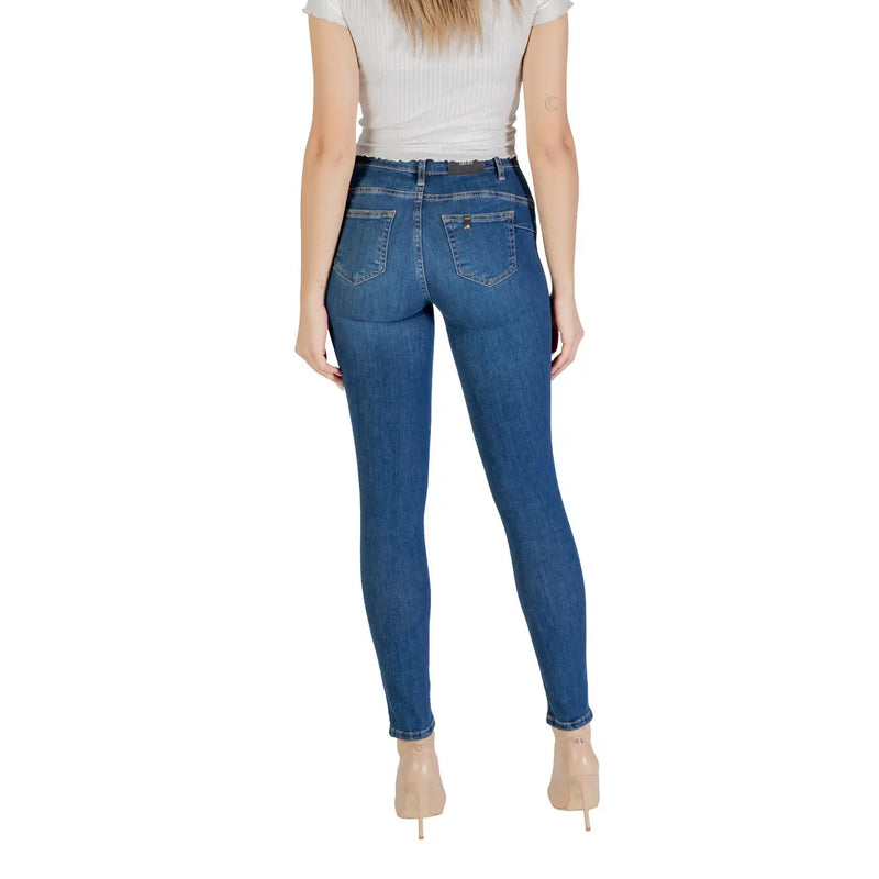 Blaue, hochgeschnittene Skinny-Jeans aus Denim mit figurbetonter Silhouette und klassischen Gesäßtaschen, von hinten gezeigt von Liu Jo Women.