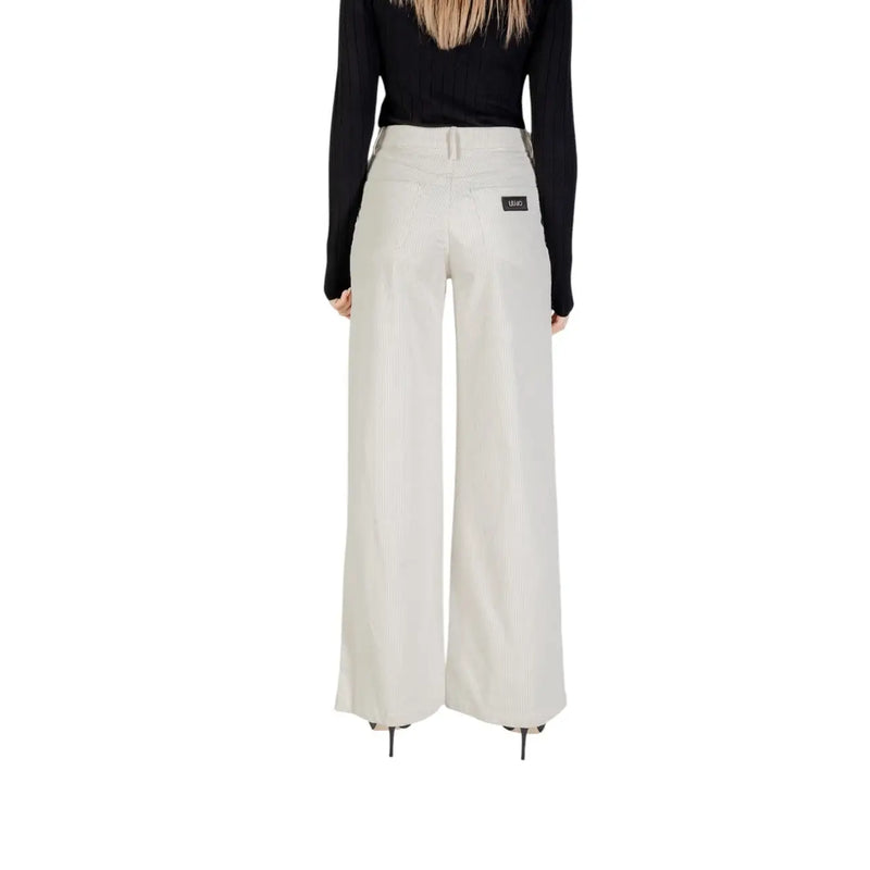 Beige Baumwollhose mit weitem Bein, elegantem, geradem Schnitt und dezenten Ziernähten. Liu Jo Damenkollektion