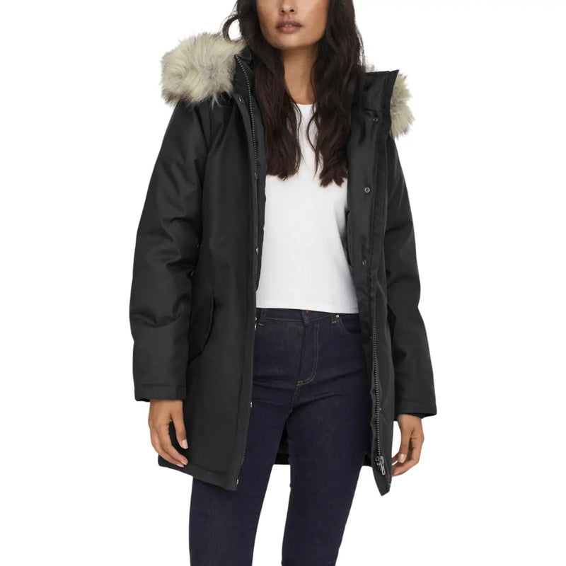 Long black hooded jacket for women with zip automatic buttons and light gray fur-lined hood in puffer material