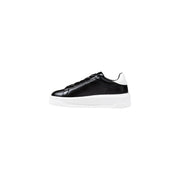 Black leather low-top love moschino women platform sneaker with white rubber sole and heel tab from back side