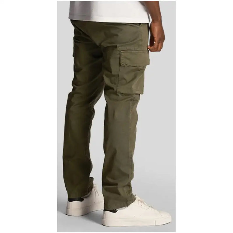 Lyle & Scott Olivgrüne Herren-Cargohose mit mehreren Taschen und lässiger Passform für die Freizeit